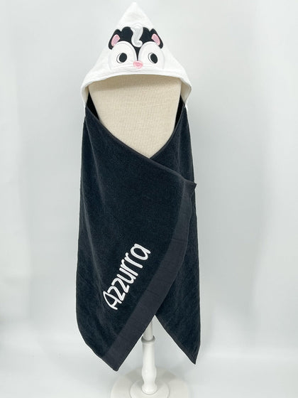 Skunk Hooded Towel - Bear Cube Boutique